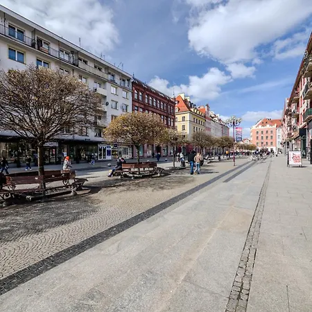 Swidnicka - Old Town Square Nearby - By Rentujemy Apartmán