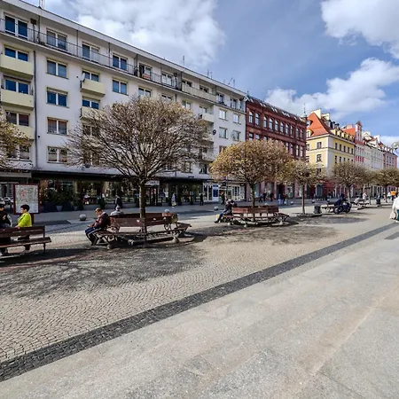 Apartmán Swidnicka - Old Town Square Nearby - By Rentujemy *